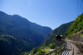 Lieu Secret dans les Alpes Suisses, Salvan